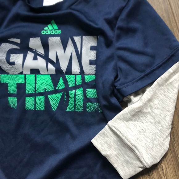 Adidas long sleeve size 2T - Picture 2 of 4